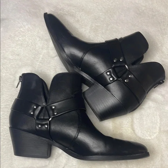 Black Ankle Buckle Boots- Memory Foam- size 10- back zip opening - Picture 6 of 9